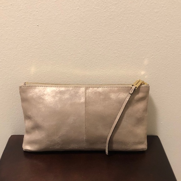 SHE + LO LARGE LEATHER METALLIC CLUTCH LIKE NEW - Picture 3 of 8
